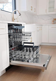 KUCHT 46 dBA Built-In Dishwasher with Stainless Steel